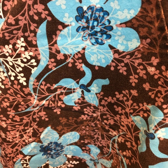 Life Uniform Brown Blue Floral Scrub Top - Picture 4 of 4